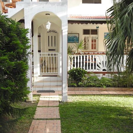 Villa Nanou , Villa De Plein Pied Avec Joli Jardin Bouillante Dış mekan fotoğraf