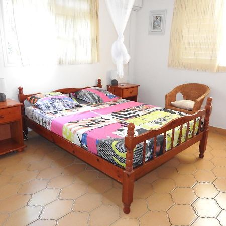 Villa Nanou , Villa De Plein Pied Avec Joli Jardin Bouillante Dış mekan fotoğraf